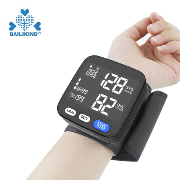 Njira yogwiritsira ntchito Digital Wrist Blood Pressure Monitor